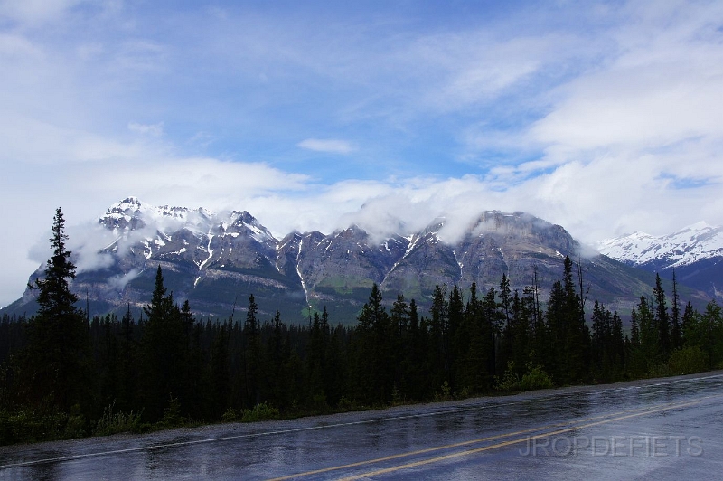 Canada-2012-021.JPG - Mount Amery