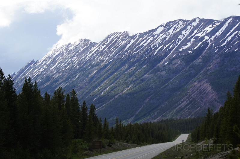 Canada-2012-036.JPG - Endless Chain