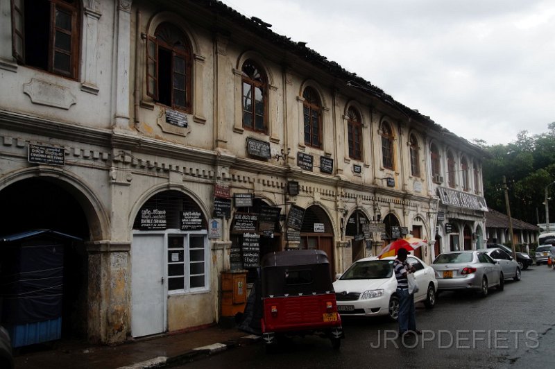 2014-sri-lanka-112.jpg - Kandy