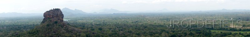 2014-sri-lanka-122.jpg - Sigiriya, uitzicht op de koningsrots